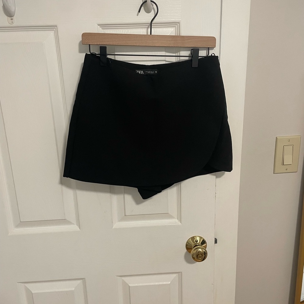 Zara Black Skirt